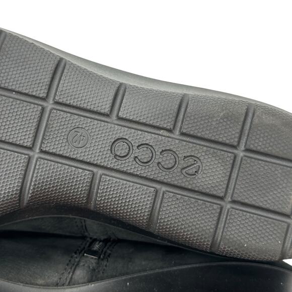 ECCO Felicia Cross Buckle ANKLE Leather Booties Womens SZ 42 Wedge Black Comfort - Picture 9 of 11